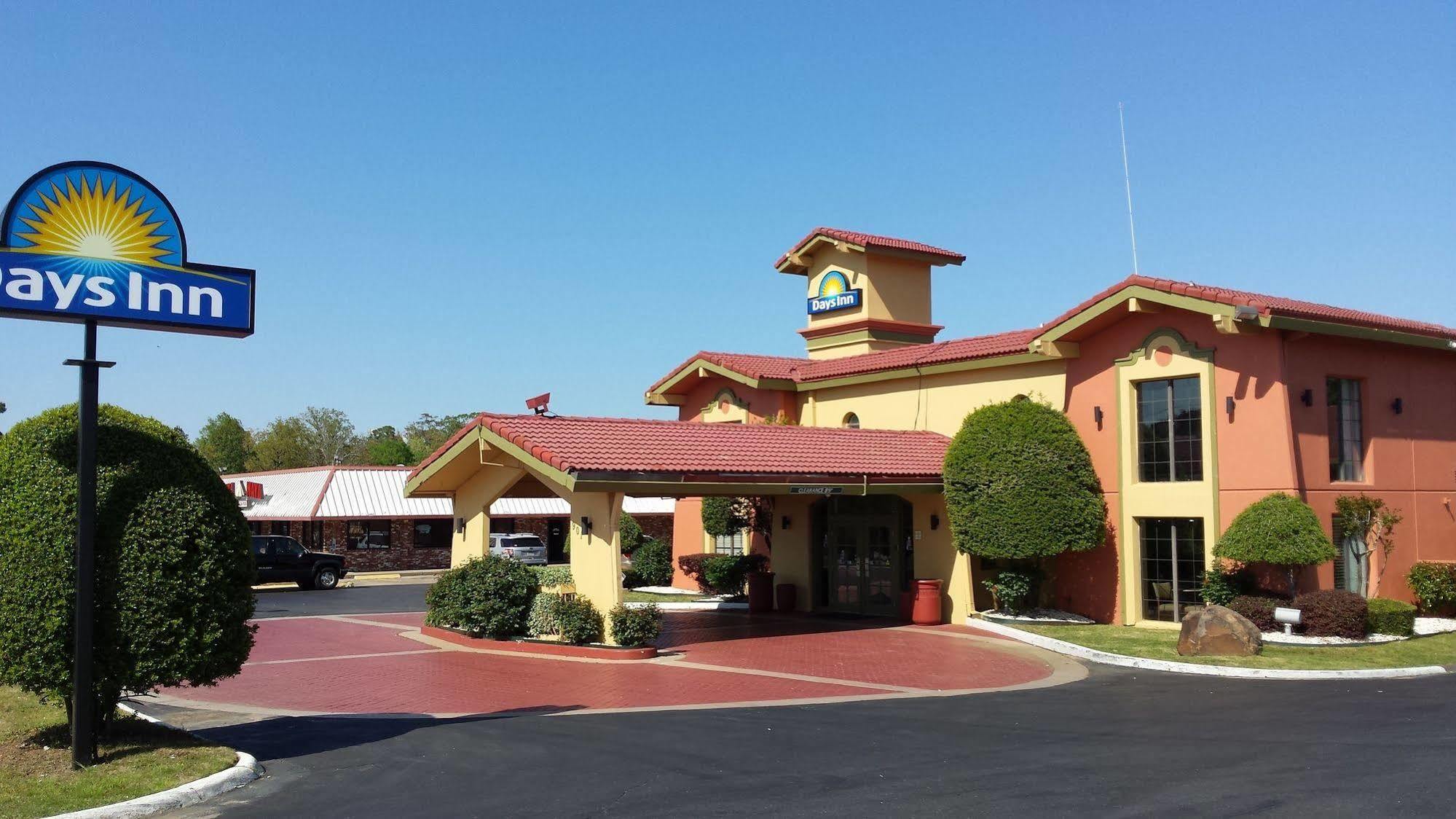 Days Inn By Wyndham Little Rock/Medical Center Экстерьер фото